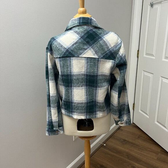 NEW New Look Blue Plaid Shacket Sz S - Picture 11 of 11